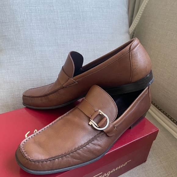 Salvatore ferragamo mens loafers in brown leather - Picture 6 of 9